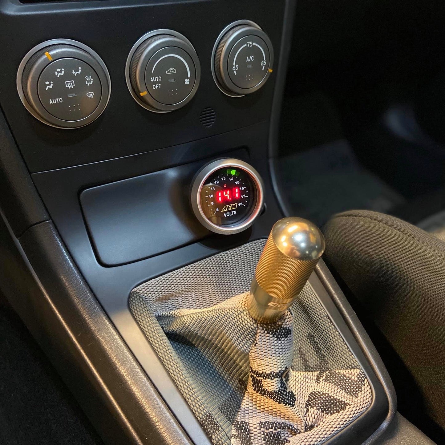 Single Gauge Pod Shifter Trim Console (No 12v) (2005-2007 Subaru Impreza & 2003-2008 Forester)