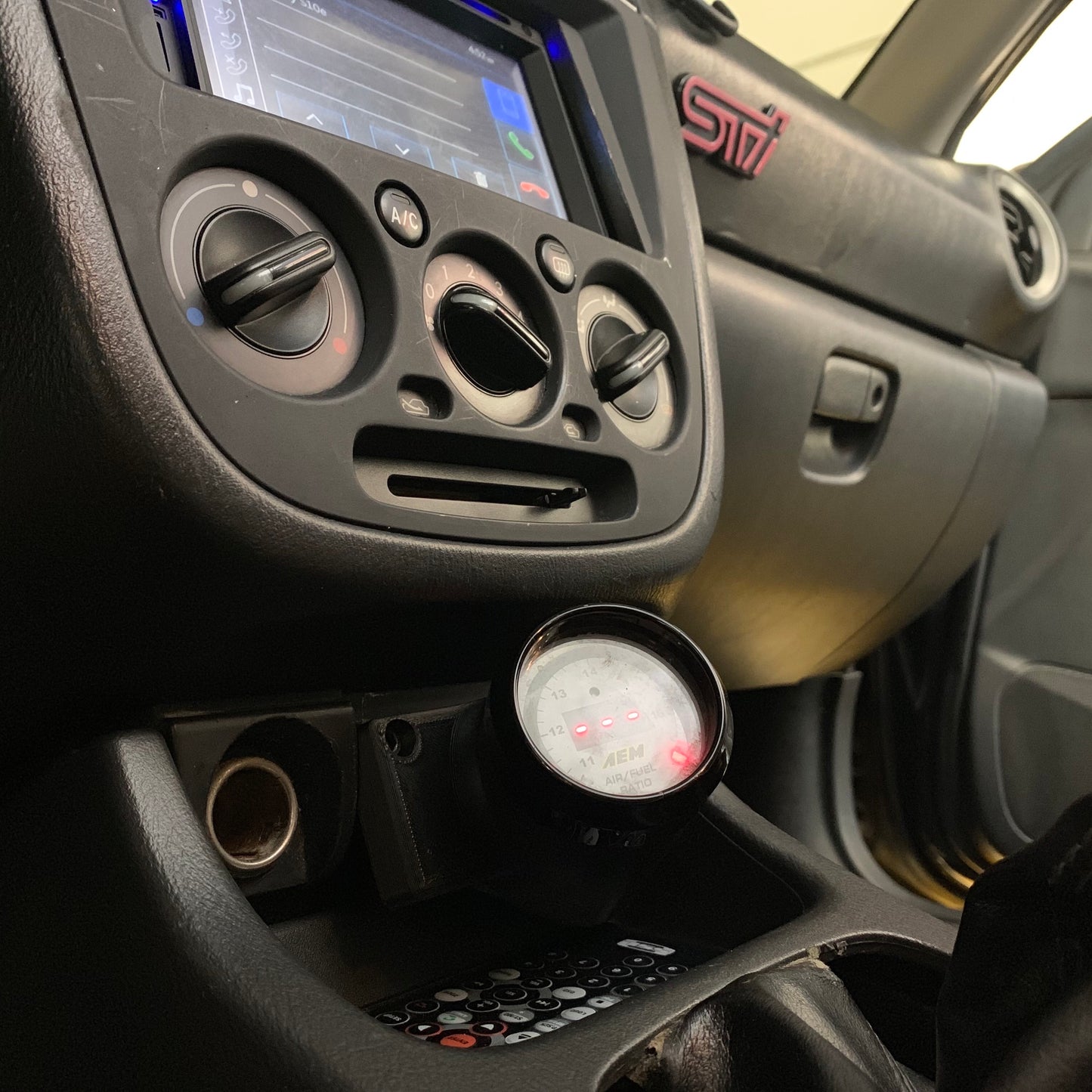 Single Gauge Pod Cubby Mount (2002-2004 Subaru Impreza)