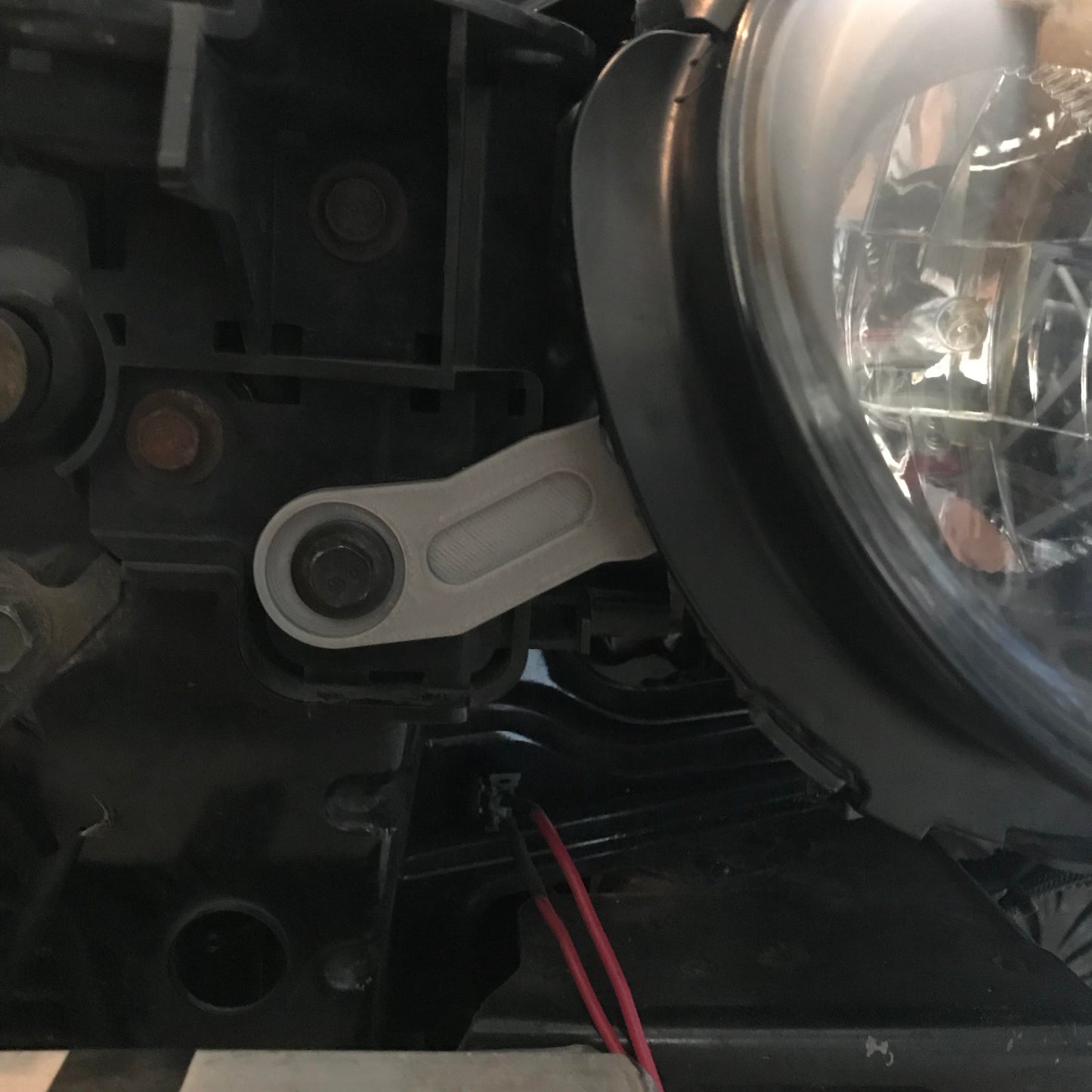 OEM Headlight PAIR Bracket Replacement (2004-2005 Subaru Impreza)